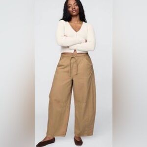 GAP Wide-Leg Drawstring Jeans in Tan